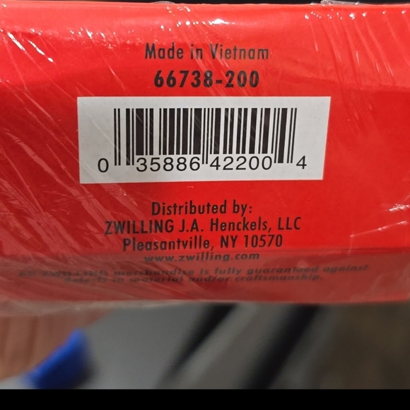 Zwilling Clad CFX Ceramic Non-Stick 8" Fry Pan - Picture 13 of 13